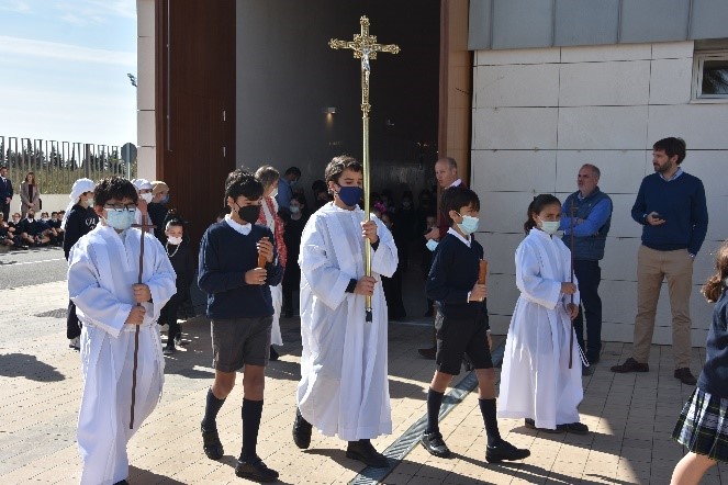 1 2 &bull; Alumnos de Infantil del Colegio CEU San Pablo Sevilla participan en el proyecto "Exploramos África"