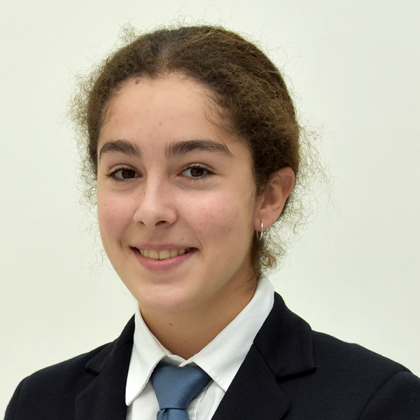 1 01 Clara Dominguez Rguez de la Borbolla Mejor expediente NSP copia &bull; Clara Domínguez, alumna del Colegio CEU San Pablo Sevilla: “Es una suerte poder hacer Bachillerato en el centro porque los profesores nos conocen y nos prepararán lo mejor posible para conseguir nuestros objetivos”