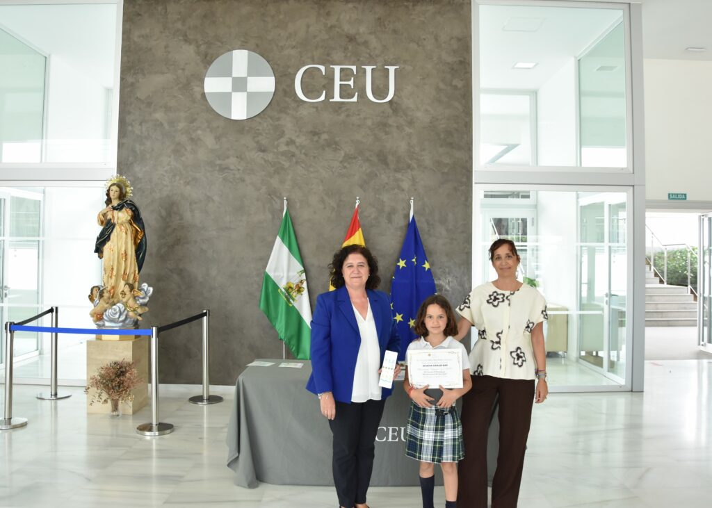 1 1 2 EPO &bull; El Colegio CEU San Pablo Sevilla entrega los premios de la IX edición del ‘Concurso de Marcapáginas’