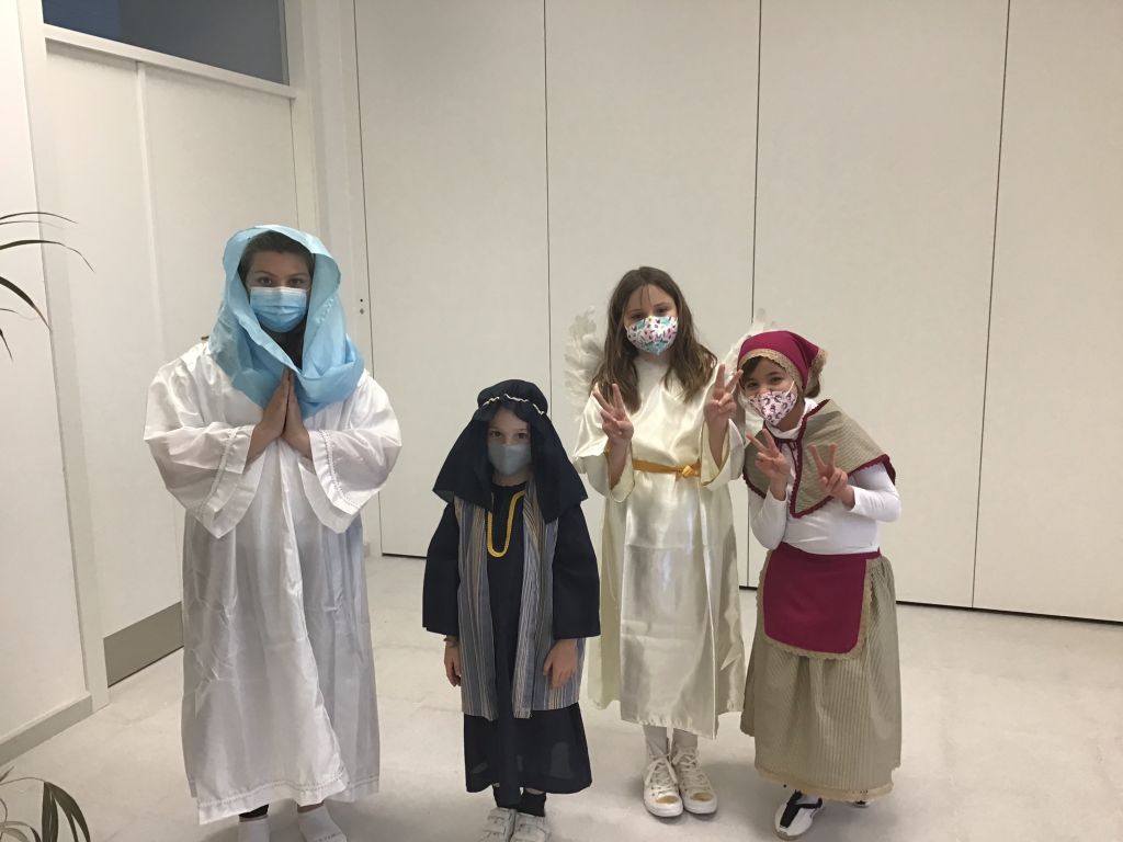 1 1691DA03 2302 457B 8600 F7B690496806 • Alumnos de Educación Primaria del Colegio CEU San Pablo Sevilla representan la obra que han preparado en el taller de Teatro