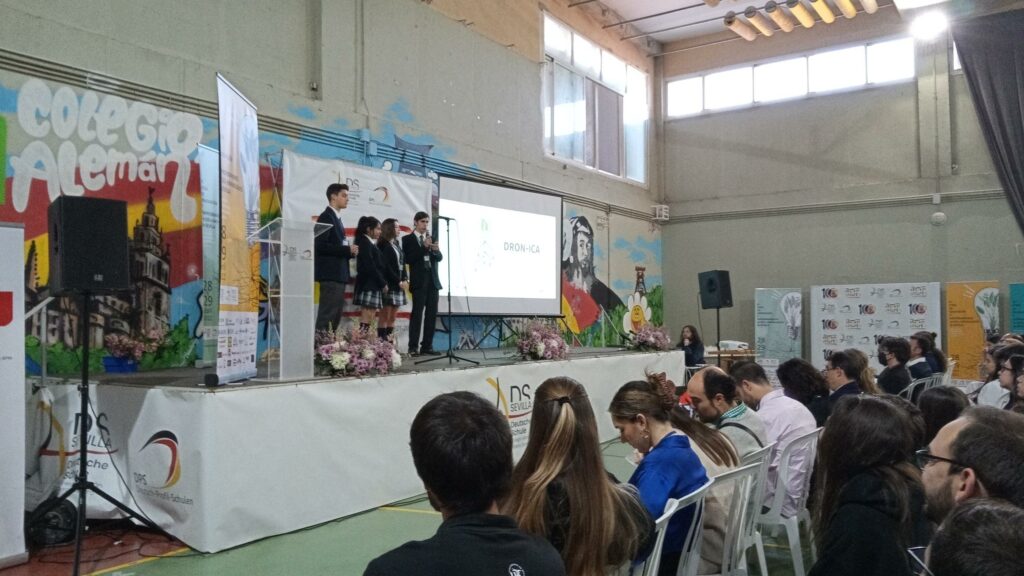 1 20220429 095757 &bull; Alumnos del Colegio CEU San Pablo de Sevilla participan en la III Feria de Innovación y Emprendimiento de ESO y Bachillerato