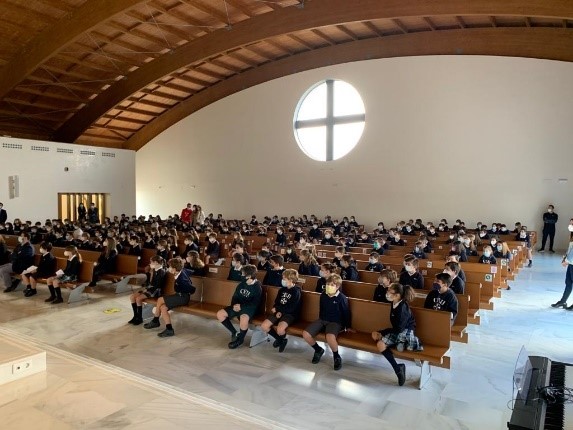 1 22 &bull; Entregados los diplomas de Cambridge a los alumnos del Colegio CEU San Pablo Sevilla