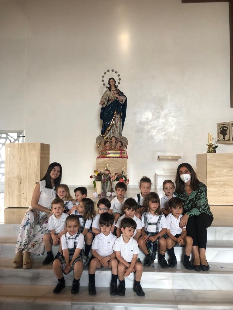 1 6 &bull; Educación Infantil del Colegio CEU San Pablo Sevilla celebra el mes de mayo dedicado a la Virgen María