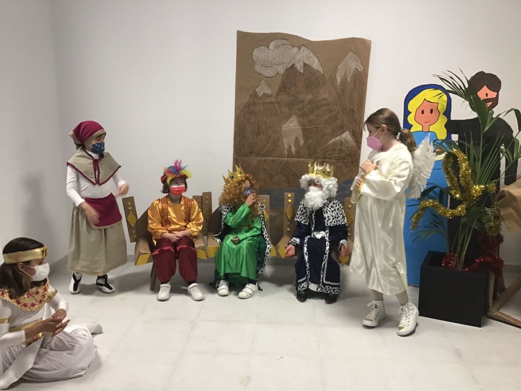 1 BAC62489 D090 431F BA3F 5CB5964ABB77 • Alumnos de Educación Primaria del Colegio CEU San Pablo Sevilla representan la obra que han preparado en el taller de Teatro