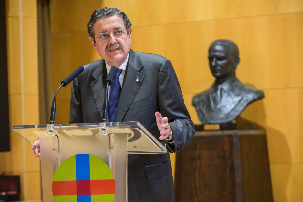 1 CEU XXVIII S.Pablo 890 3 &bull; Premios al compromiso, la dedicación y la excelencia en la XXVIII Noche de San Pablo