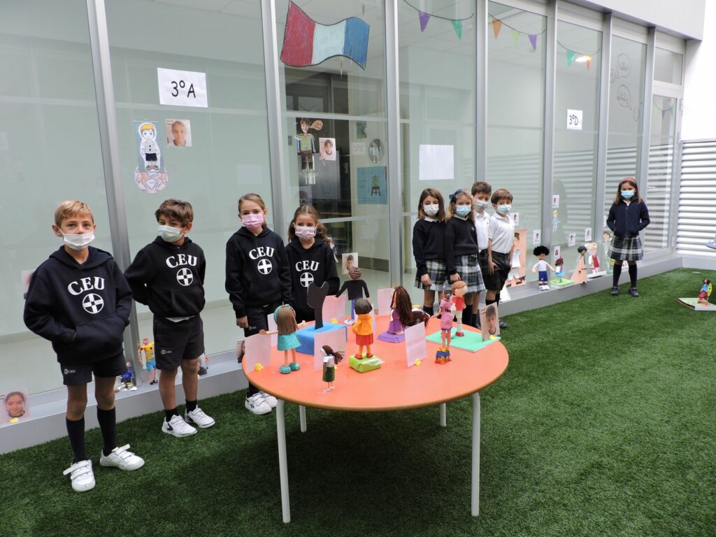 1 DSCN5656 &bull; Los alumnos de 3º de Educación Primaria del Colegio CEU San Pablo Sevilla llevan a cabo el Proyecto MiniYo, enmarcado en la asignatura de Lengua