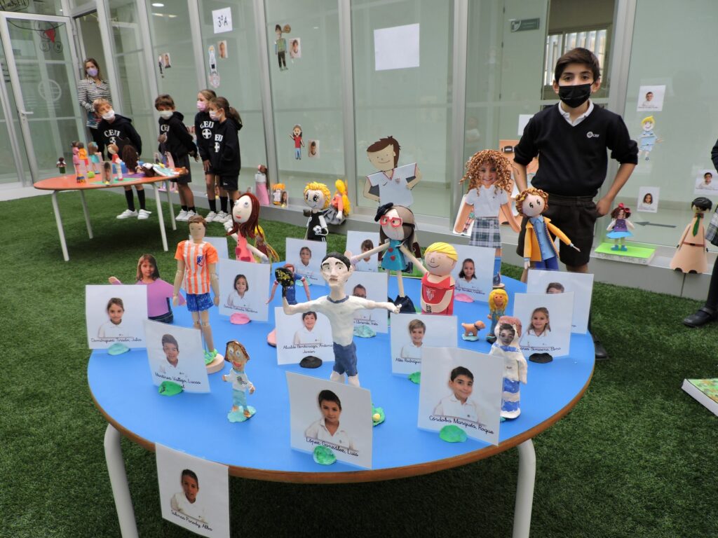 1 DSCN5661 &bull; Los alumnos de 3º de Educación Primaria del Colegio CEU San Pablo Sevilla llevan a cabo el Proyecto MiniYo, enmarcado en la asignatura de Lengua