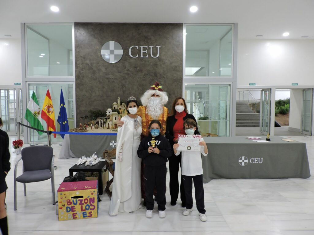 1 DSCN6284 &bull; Alumnos de Educación Primaria del Colegio CEU San Pablo Sevilla participan en el tradicional Certamen de Villancicos