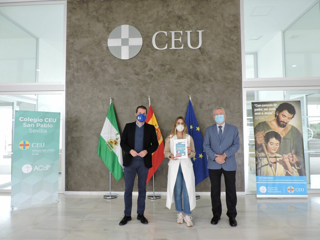 1 DSCN7554 &bull; CEU Andalucía entrega los premios a los ganadores de la II edición del Concurso Cuentacuentos