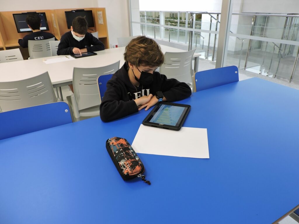 1 DSCN7684 &bull; El Colegio CEU San Pablo Sevilla organiza las Olimpiadas Matemáticas