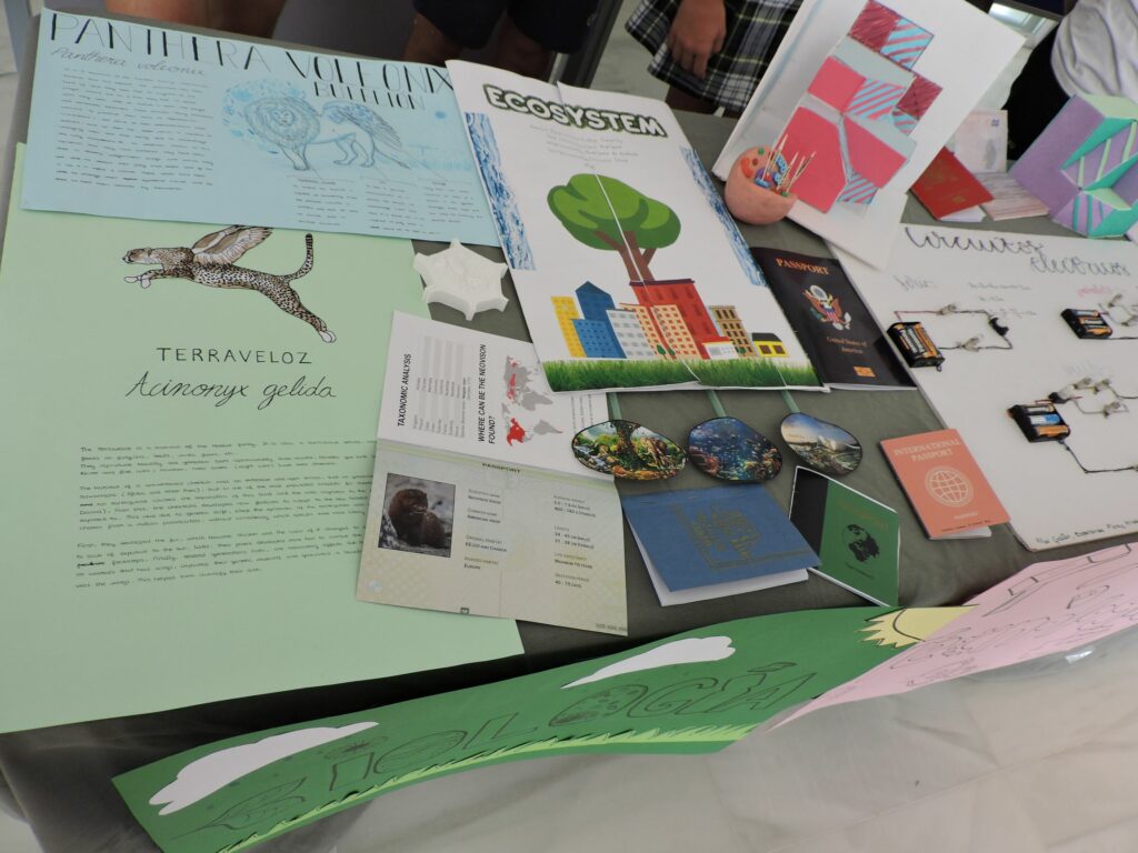 1 DSCN8404 1 &bull; I Feria de las Ciencias en el Colegio CEU San Pablo Sevilla