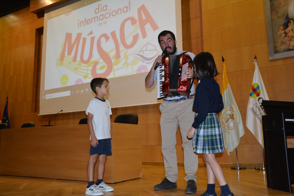 1 DSC 0217 &bull; Cineforum musical para los alumnos del Colegio CEU San Pablo Sevilla