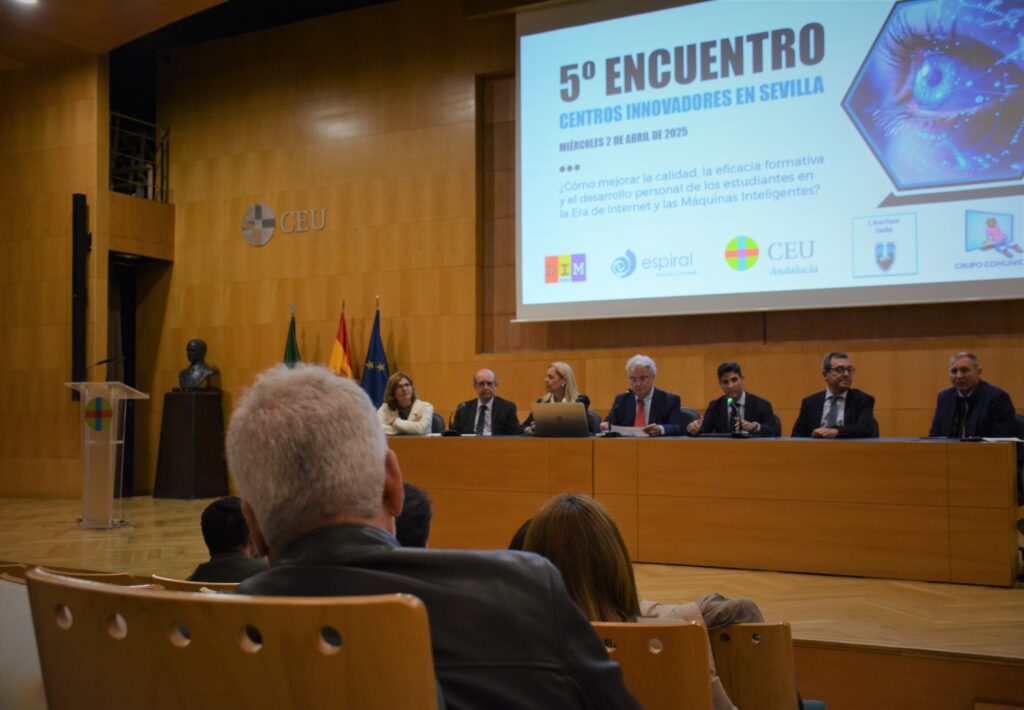 1 DSC 0255 &bull; CEU Andalucía acoge la quinta edición del Encuentro de Centros Innovadores de Sevilla