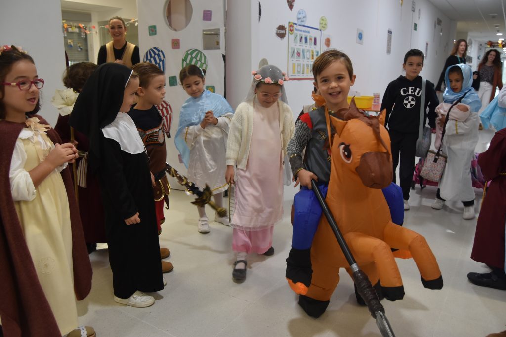 1 DSC 0325 &bull; Festividad del Día de Todos los Santos, en el Colegio CEU San Pablo Sevilla