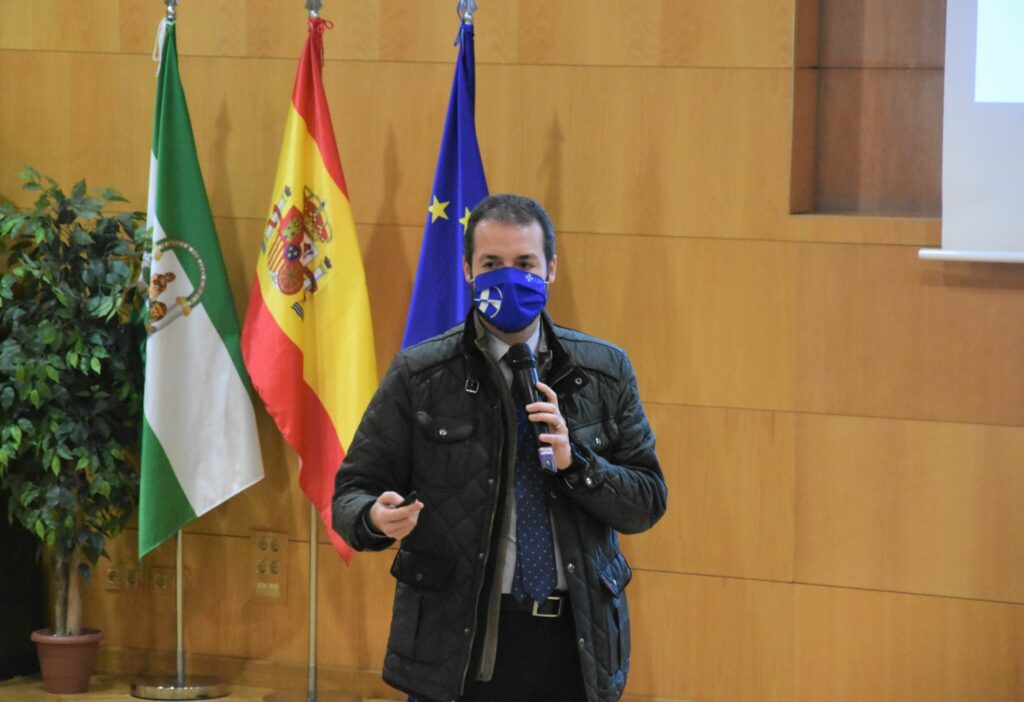 1 DSC 0399 &bull; Los alumnos de Bachillerato del Colegio CEU San Pablo Sevilla participan en un retiro de Cuaresma