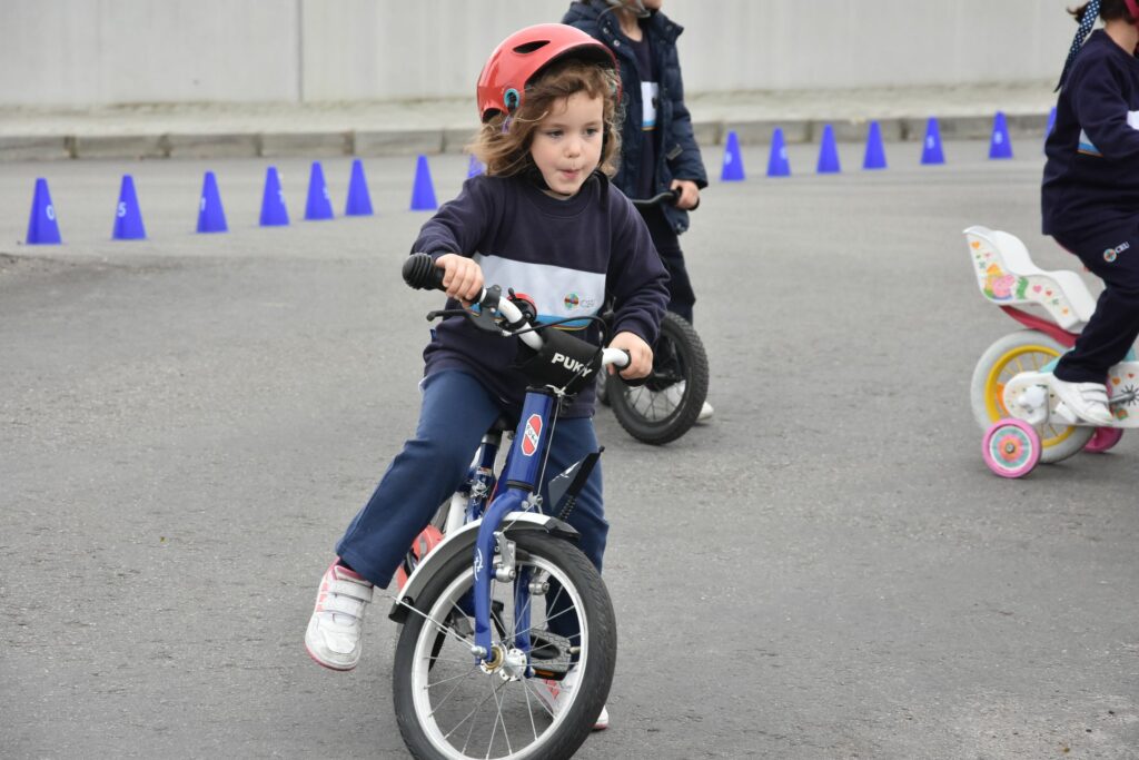 1 DSC 0421 &bull; Alumnos del Colegio CEU San Pablo Sevilla participan en un circuito de Seguridad Vial
