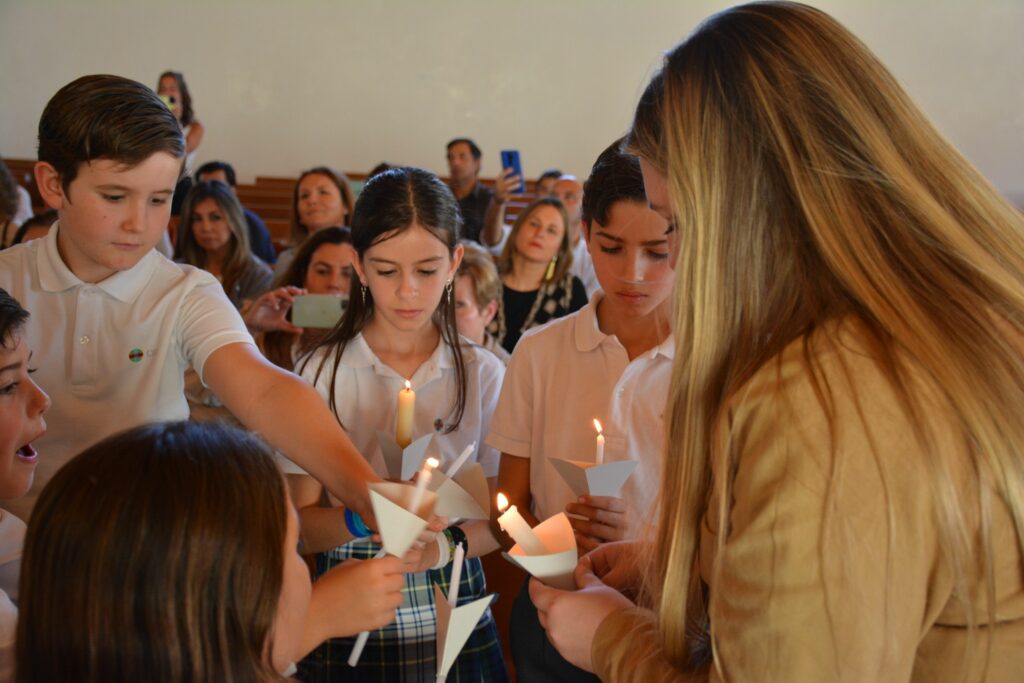 1 DSC 0573 • Renovación de las Promesas del Bautismo en el Colegio CEU San Pablo Sevilla