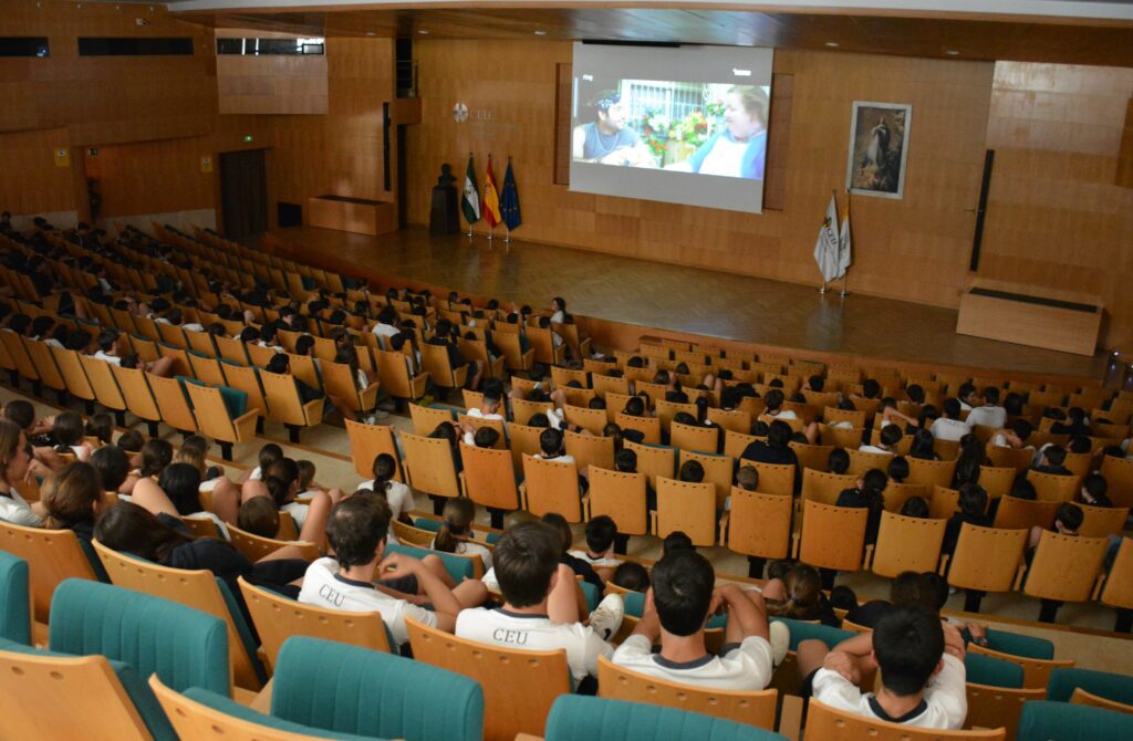 1 DSC 0765 &bull; Día del Deporte en el Colegio CEU San Pablo Sevilla