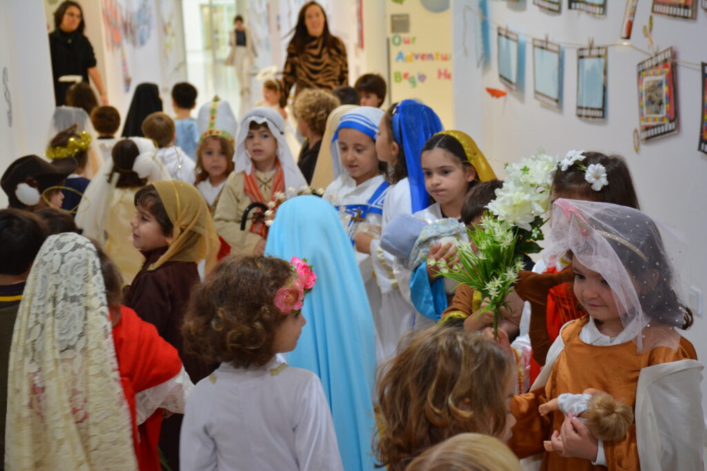 1 DSC 0829 • ¡La Santidad vence! El Colegio CEU San Pablo Sevilla celebra el Día de Todos los Santos