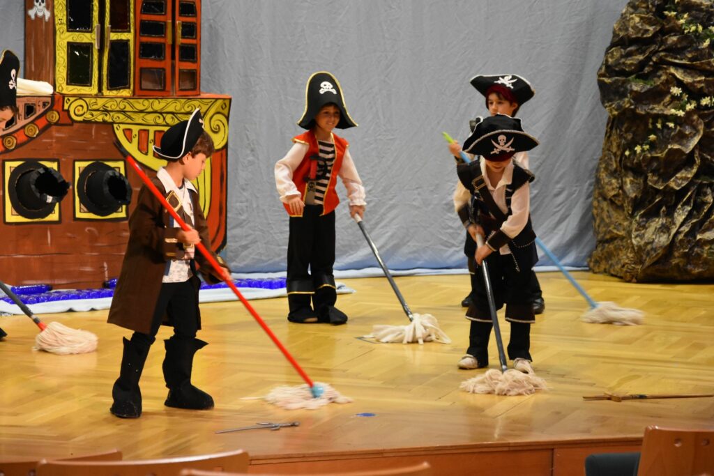 1 DSC 0869 • Los alumnos de Educación Infantil del Colegio CEU San Pablo Sevilla se convierten en protagonistas del cuento de Peter Pan