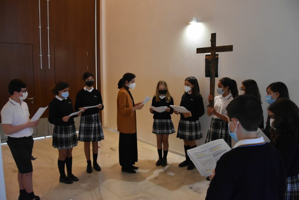 1 DSC 1024 1 &bull; Vía Crucis en el Colegio CEU San Pablo Sevilla