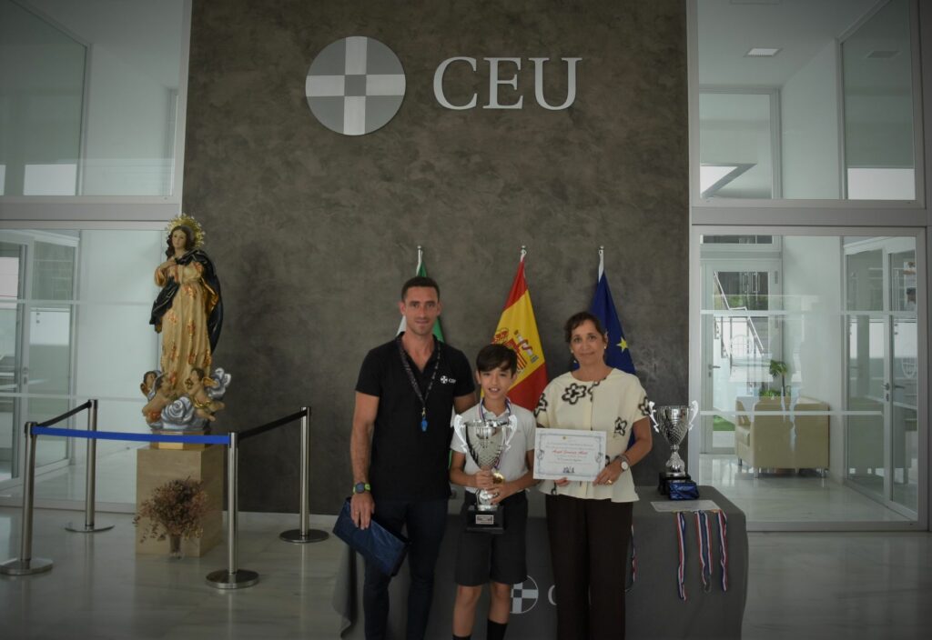 1 DSC 1621 angel jimenez abad &bull; ‘Let’s play chess’ en el Colegio CEU San Pablo Sevilla