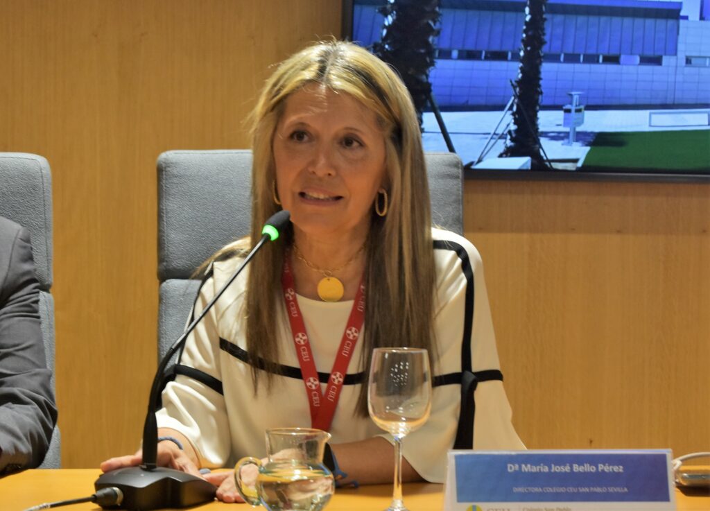 1 DSC 2534 &bull; Claustro de final de curso del Colegio CEU San Pablo Sevilla