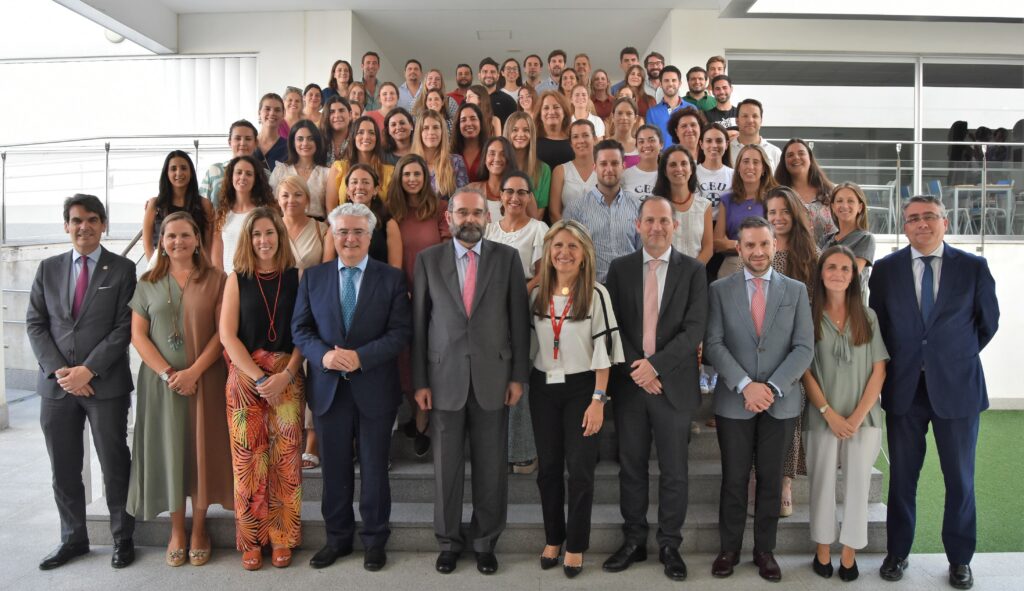1 DSC 2635 &bull; Claustro de final de curso del Colegio CEU San Pablo Sevilla