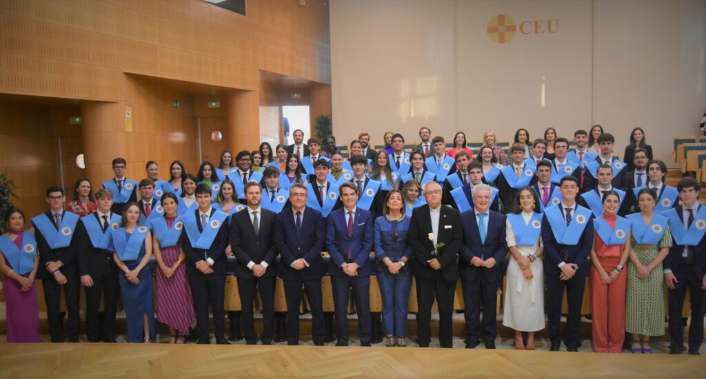 1 DSC 2906principal &bull; Graduación de 2º Bachillerato: la primera promoción se despide del Colegio CEU San Pablo Sevilla