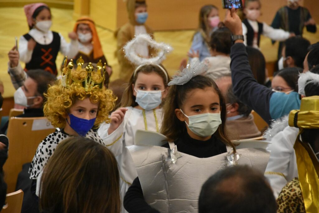 1 DSC 3332 &bull; Los alumnos de 1º y 2º de Educación Primaria del Colegio CEU San Pablo Sevilla realizan sus actuaciones de Navidad