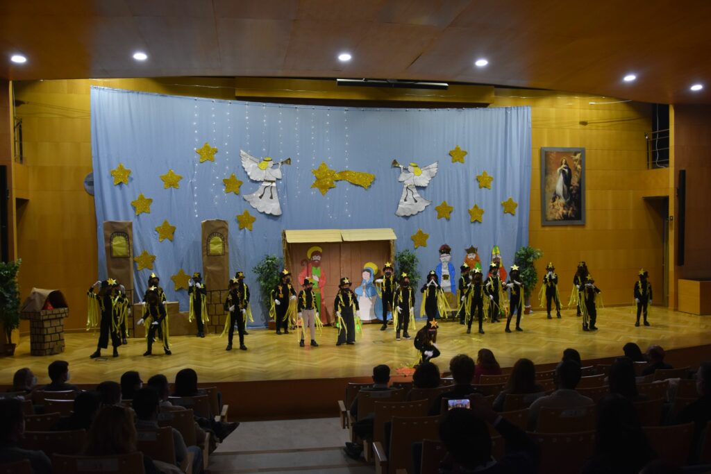 1 DSC 3365 &bull; Los alumnos de 1º y 2º de Educación Primaria del Colegio CEU San Pablo Sevilla realizan sus actuaciones de Navidad