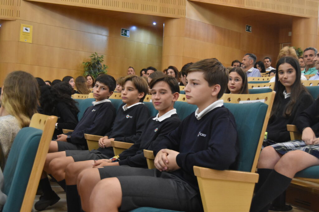 1 DSC 3514 &bull; ¡Un paso más, a la ESO! Graduación de los alumnos de 6º de Educación Primaria del Colegio CEU San Pablo Sevilla