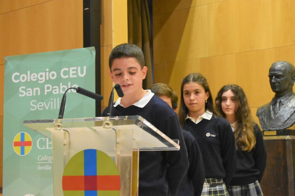 1 DSC 3759 &bull; Los alumnos de 6º de Primaria del Colegio CEU San Pablo Sevilla avanzan un paso más en su formación