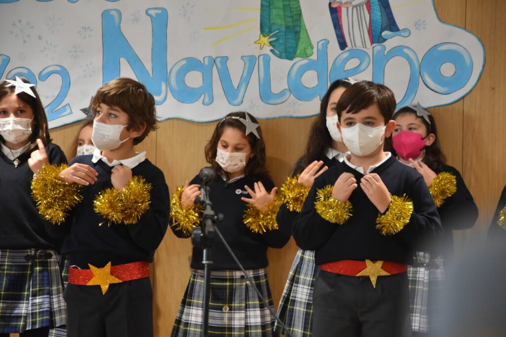 1 DSC 3952 &bull; Alumnos de Educación Primaria del Colegio CEU San Pablo Sevilla participan en el tradicional Certamen de Villancicos