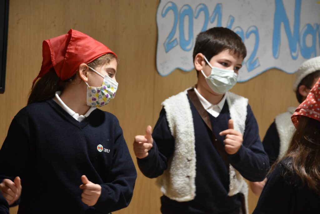 1 DSC 3970 &bull; Alumnos de Educación Primaria del Colegio CEU San Pablo Sevilla participan en el tradicional Certamen de Villancicos