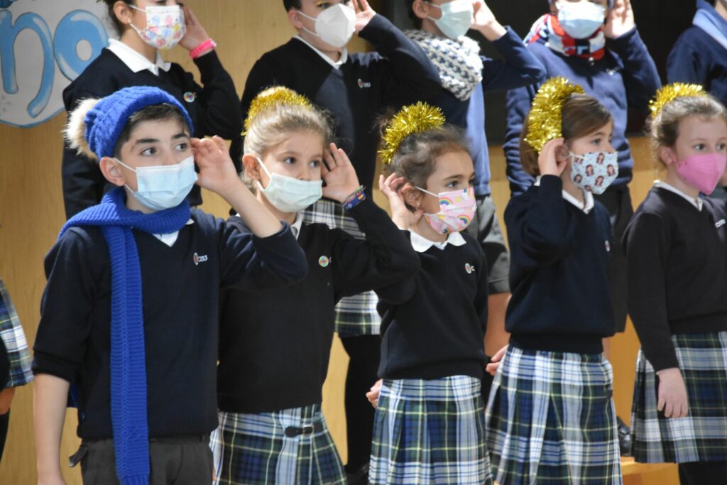 1 DSC 3986 &bull; Alumnos de Educación Primaria del Colegio CEU San Pablo Sevilla participan en el tradicional Certamen de Villancicos