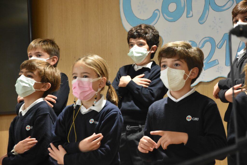 1 DSC 4028 &bull; Alumnos de Educación Primaria del Colegio CEU San Pablo Sevilla participan en el tradicional Certamen de Villancicos