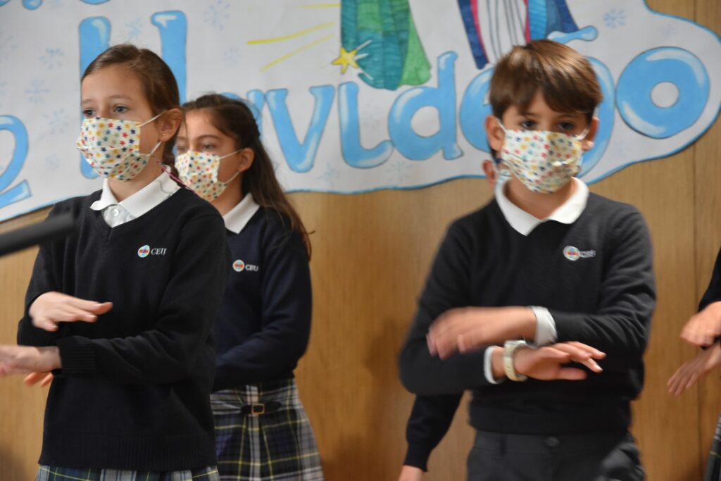 1 DSC 4062 &bull; Alumnos de Educación Primaria del Colegio CEU San Pablo Sevilla participan en el tradicional Certamen de Villancicos
