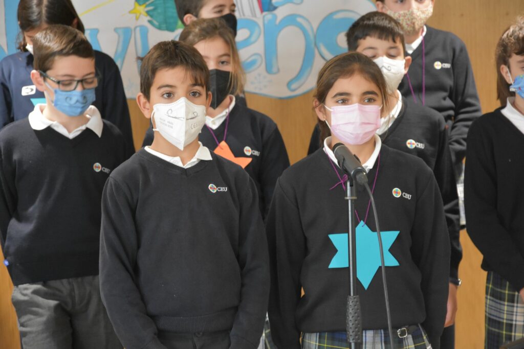 1 DSC 4115 &bull; Alumnos de Educación Primaria del Colegio CEU San Pablo Sevilla participan en el tradicional Certamen de Villancicos