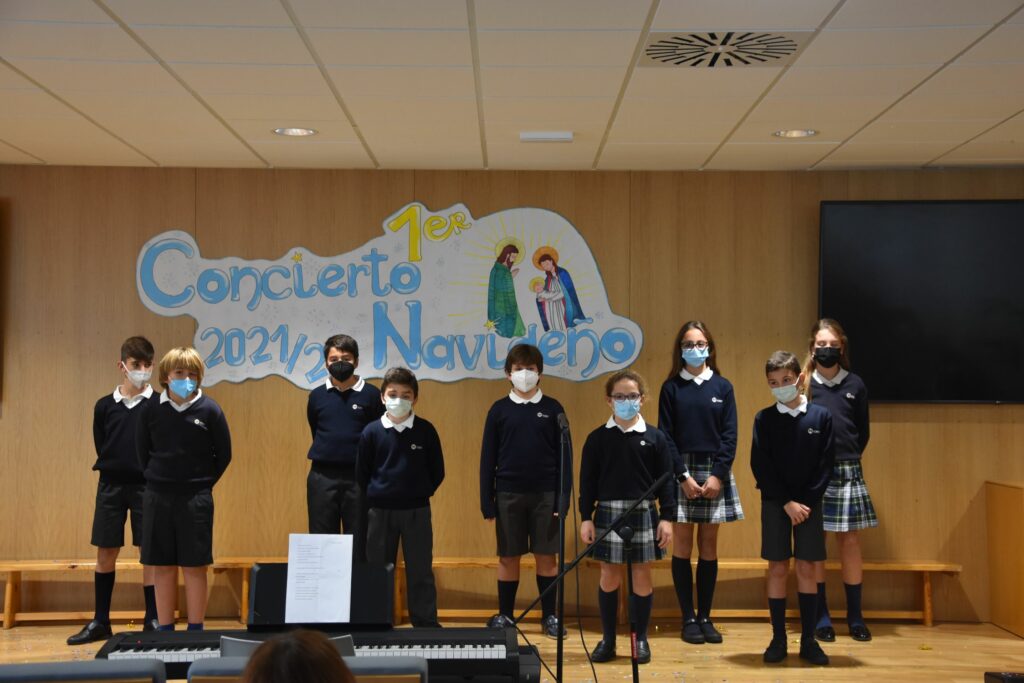 1 DSC 4128 &bull; Alumnos de Educación Primaria del Colegio CEU San Pablo Sevilla participan en el tradicional Certamen de Villancicos
