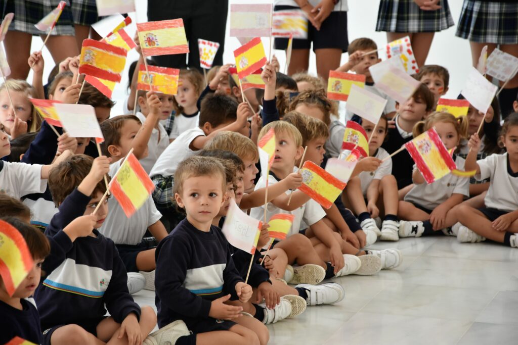 1 DSC 4907 &bull; El Colegio CEU San Pablo Sevilla celebra el Día de la Fiesta Nacional de España