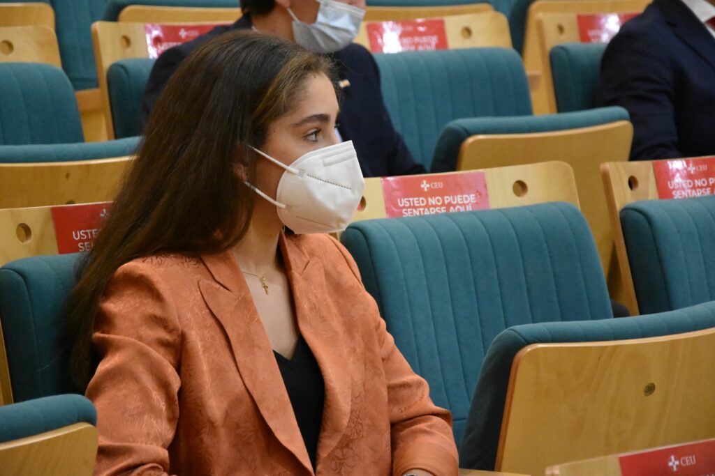 1 DSC 5193 1 &bull; Graduación de los alumnos de 4º de ESO del Colegio CEU San Pablo Sevilla