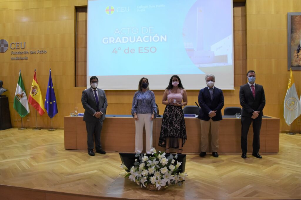 1 DSC 5295 R &bull; Graduación de los alumnos de 4º de ESO del Colegio CEU San Pablo Sevilla