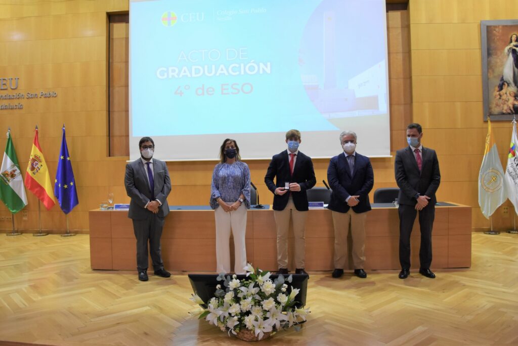 1 DSC 5355 R &bull; Graduación de los alumnos de 4º de ESO del Colegio CEU San Pablo Sevilla