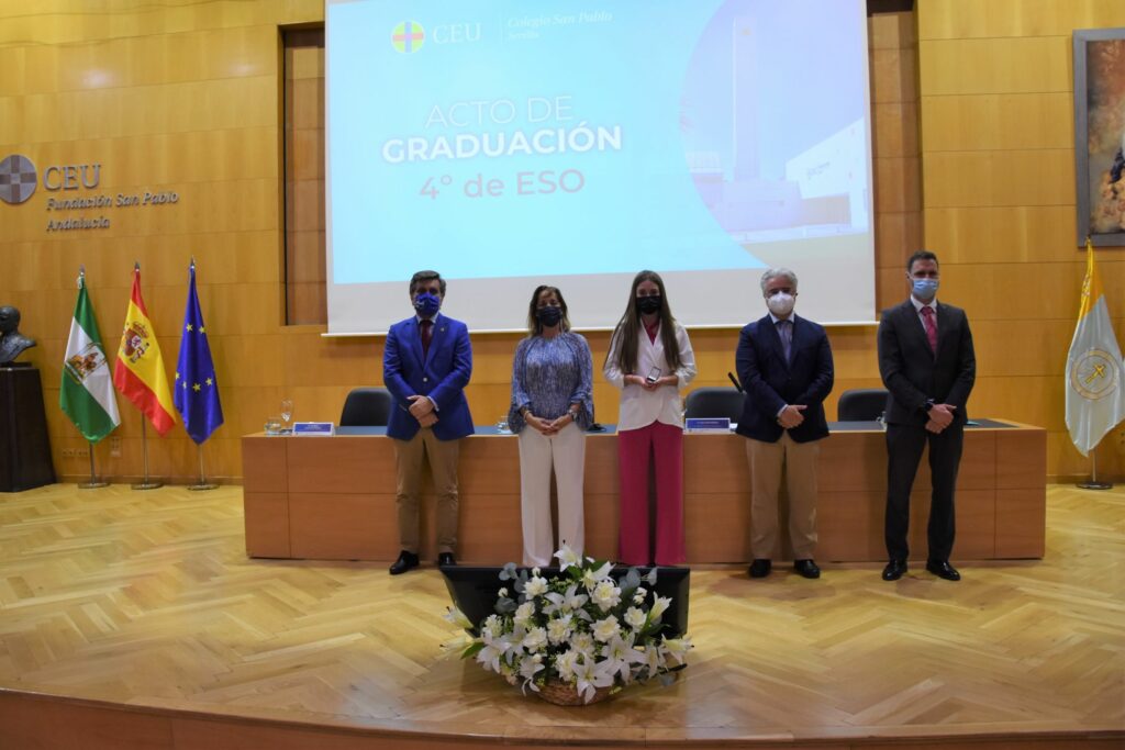 1 DSC 5566R 1 &bull; Graduación de los alumnos de 4º de ESO del Colegio CEU San Pablo Sevilla