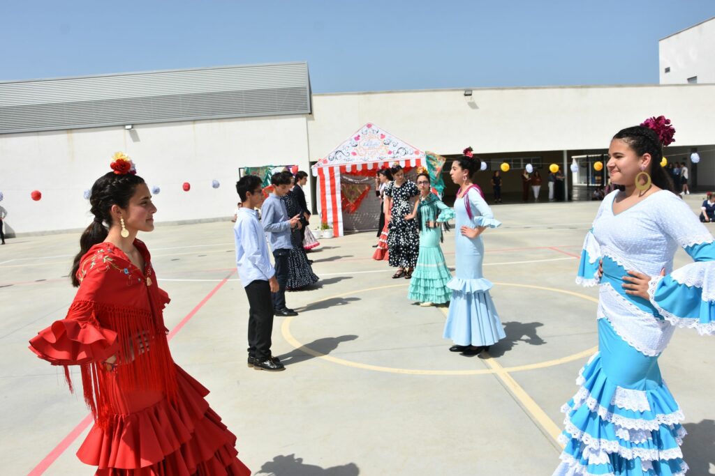 1 DSC 6245 1 &bull; Los alumnos del Colegio CEU San Pablo Sevilla recrean la Feria de Abril