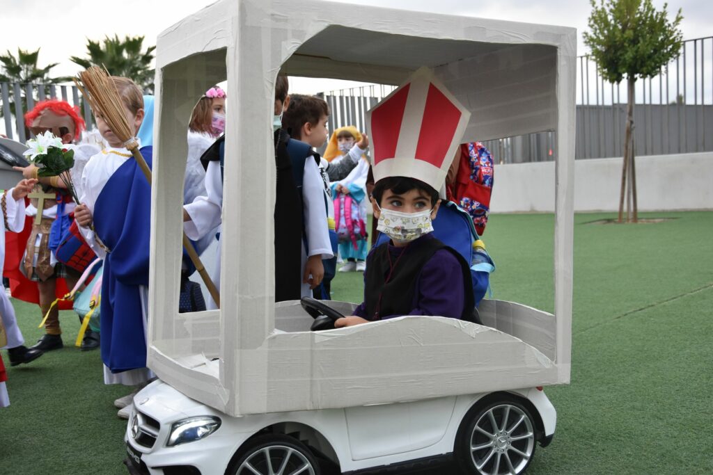 1 DSC 6720 &bull; "La Santidad Vence", el Día de Todos los Santos en el Colegio CEU San Pablo Sevilla