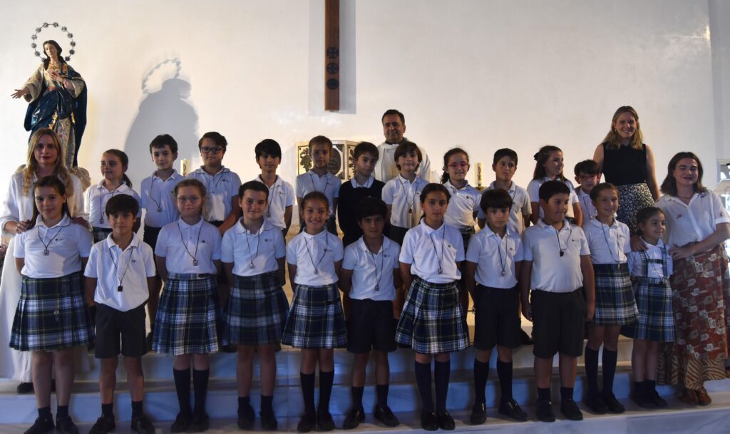 1 DSC 6742 &bull; El Colegio CEU San Pablo Sevilla celebra la renovación de las Promesas del Bautismo