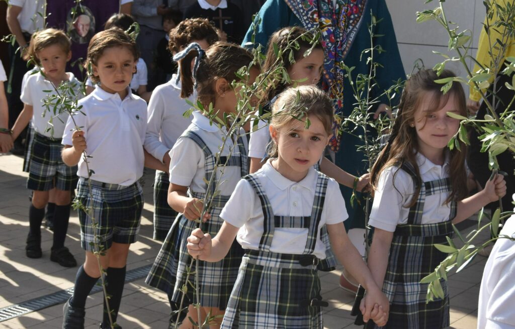1 DSC 6972 &bull; Celebración de la tradicional procesión del Viernes de Dolores en el Colegio CEU San Pablo Sevilla