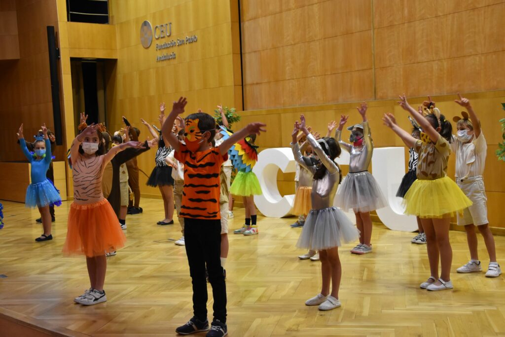 1 DSC 7260 1 &bull; Final de curso a ritmo de musical